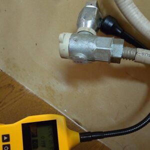 ガスオーブンをIHヒーターと収納にする工事　TOTOフラットコンロ　ガス漏れチェック